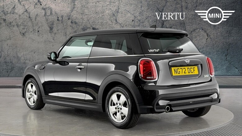 MINI Hatchback 1.5 Cooper Classic 3dr Auto [Comfort/Nav Pack] Petrol Hatchback